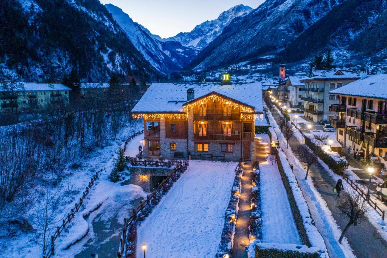 Hotel Les Montagnards Morgex Exterior photo
